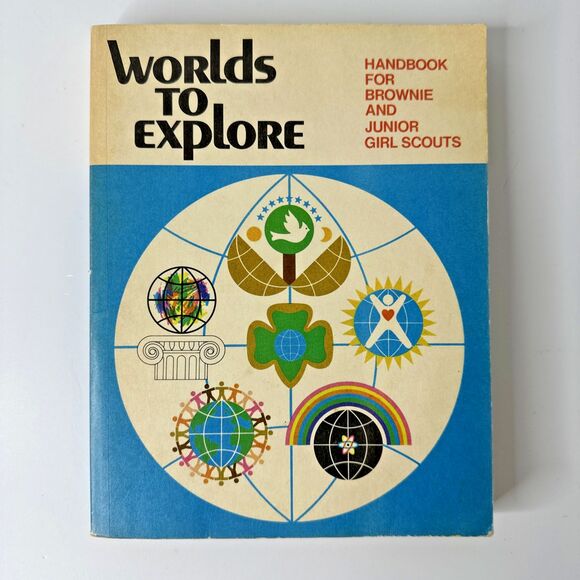 Vintage Worlds to Explore Handbook for Brownie & Junior Girl Scouts Book 1977 - Picture 1 of 15